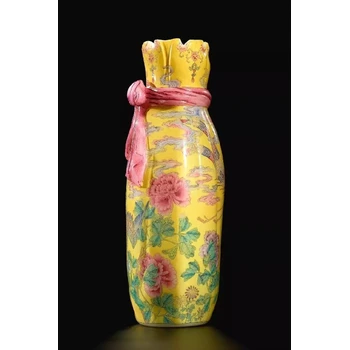 乾隆五彩百子圖雙耳瓶拍賣行情現(xiàn)金收購(gòu)瓷器