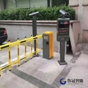 三門峽道閘安裝起降桿小區(qū)起落桿門禁桿-推薦廠家魯冠品牌