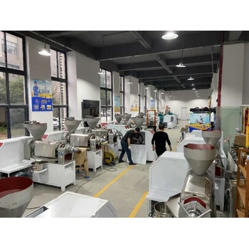 多功能榨油機河南多功能榨油機科農(nóng)環(huán)宇全自動榨油機