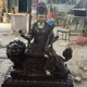 鑄銅人物雕塑圖