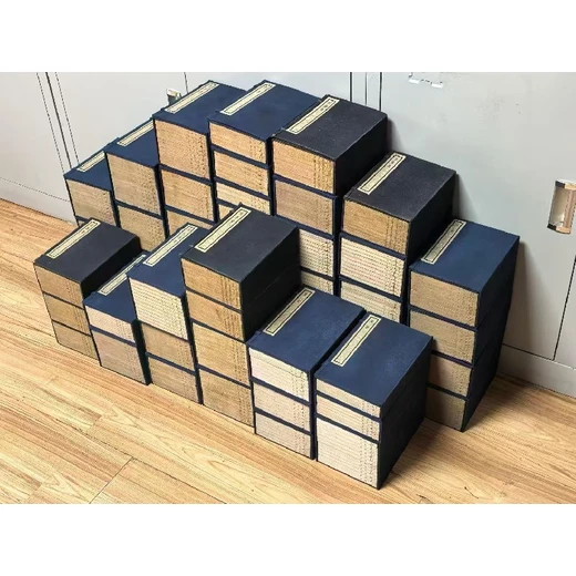 成都收購(gòu)名人書畫瓷器花瓶.收購(gòu)名人書畫徽章