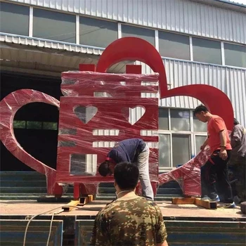 發(fā)光心形雕塑不銹鋼心形雕塑定制