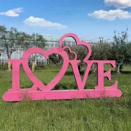 不銹鋼鏡面愛心雕塑發(fā)光愛心雕塑廠家