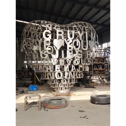 不銹鋼鏡面愛心雕塑景觀擺件