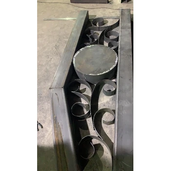 深圳龍崗時尚大型景區(qū)入口鋼結(jié)構(gòu)牌坊門樓