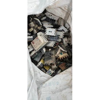 大連西崗區(qū)廢舊電子設(shè)備回收上門(mén)回收,二手配電柜回收
