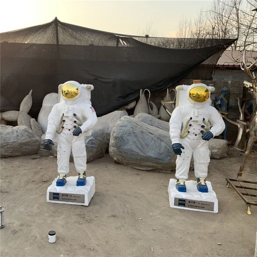 玻璃鋼月球人物雕塑卡通兔子太空公仔雕塑定制加工