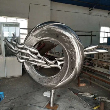 圓環(huán)雕塑,金屬圓環(huán)和發(fā)財樹造型,讓空間多一份藝術(shù)感