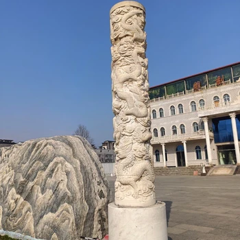 曲陽縣景區(qū)石雕盤龍柱廠家