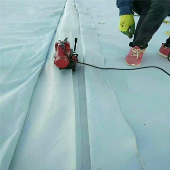 太原300克兩布一膜防滲復(fù)合土工膜,防水土工布,一布一膜