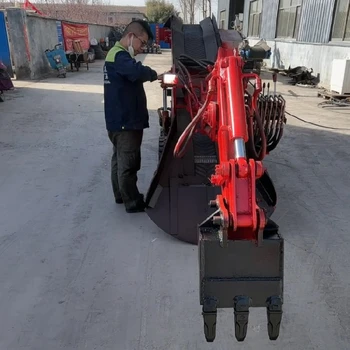 河北節(jié)能名舜扒渣機(jī),礦山開采扒渣機(jī),礦山出渣設(shè)備扒渣機(jī)