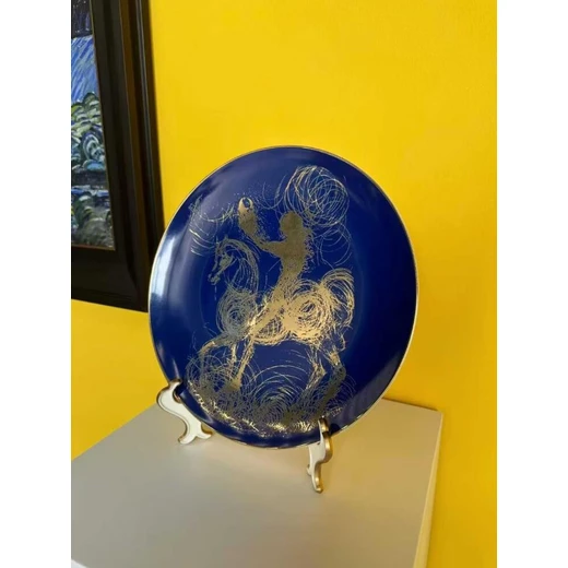 薩爾瓦多·達利《命運之子——馬到成功》陶瓷賞盤