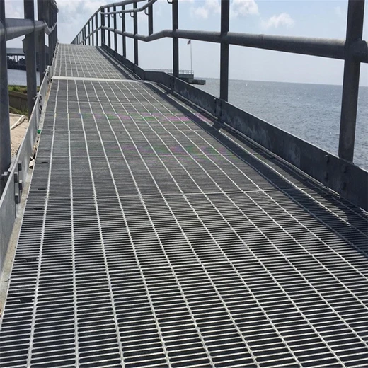 宜賓污水處理廠熱鍍鋅鋼格板復合型鋼格柵板機器平臺格柵踏步板