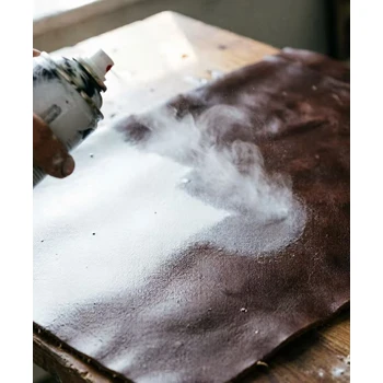 天然白乳膠水基皮革噴膠