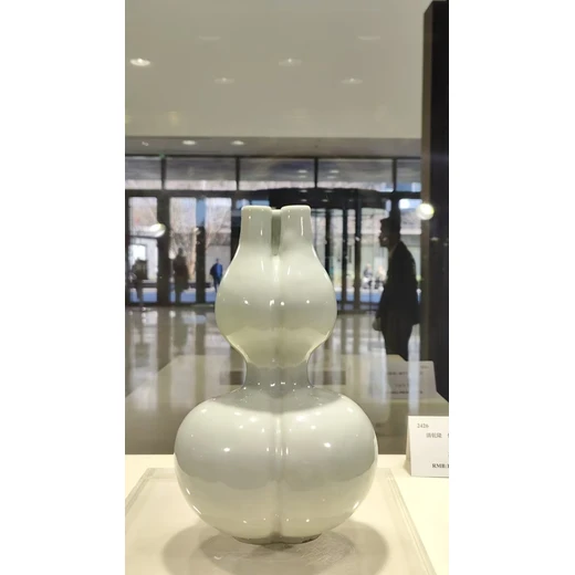 北宋汝窯天青釉盤