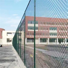 無(wú)錫球場(chǎng)隔離圍網(wǎng)活動(dòng)場(chǎng)圍網(wǎng)操場(chǎng)隔離網(wǎng)圖片