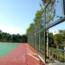天門球場隔離圍網(wǎng)體育場防護(hù)網(wǎng)綠色菱形圍網(wǎng)圖片