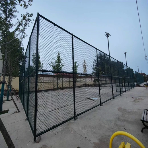 宿遷球場隔離圍網(wǎng)活動場圍網(wǎng)體育場包塑