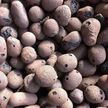 新鄉(xiāng)紅黑雜色火山巖濾料電廠中水處理粘土陶粒白沸石