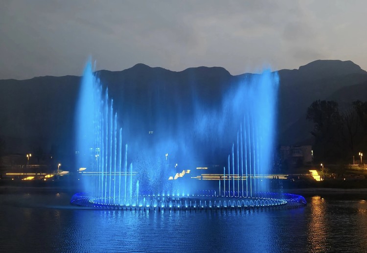 43834400-2.jpg@750w_750h_90Q