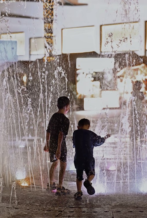 42339100-4.jpg@750w_750h_90Q