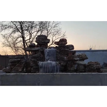 遼寧鐵嶺庭院魚(yú)池假山假山噴泉