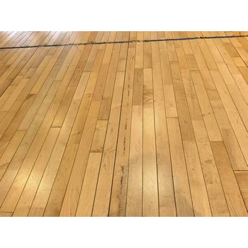 籃球館運(yùn)動木地板翻新具體施工流程_勁步運(yùn)動木地板翻新