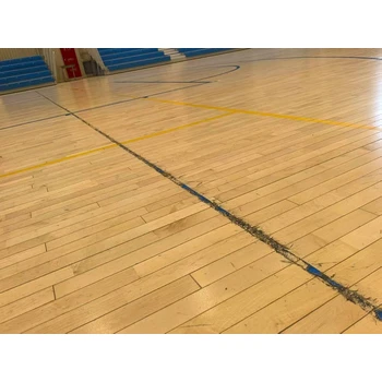 籃球館運(yùn)動木地板翻新具體施工流程_勁步運(yùn)動木地板翻新