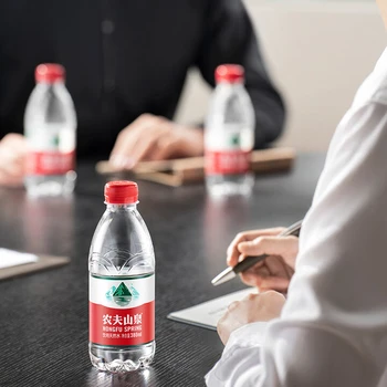 農(nóng)夫山泉天然水380ml成都批發(fā)