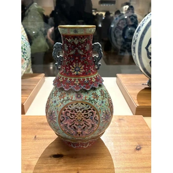 廣東廣州古玩征集瓷器玉器字畫錢幣