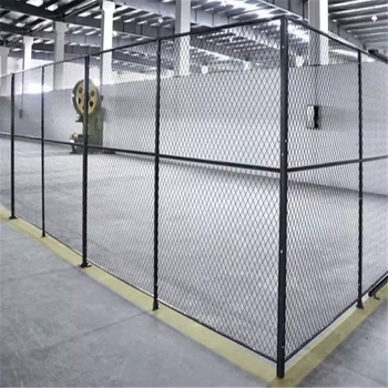 成都鴻洋金屬絲網(wǎng)隔離圍欄網(wǎng)鋅鋼隔離護(hù)欄廠家