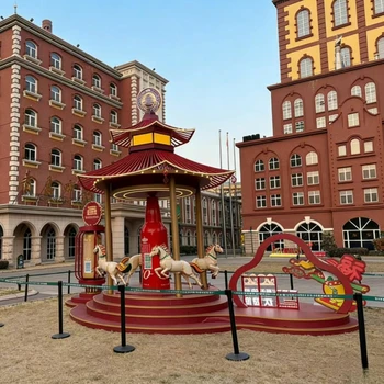 玻璃鋼旋轉(zhuǎn)木馬雕塑玻璃鋼啤酒瓶雕塑