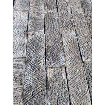 廣場鋪路青石板砌墻老石塊街道鋪地碎拼供應石板現(xiàn)貨