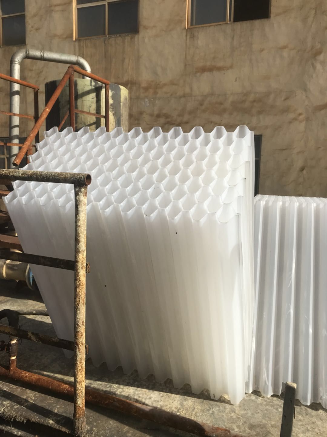 六盘水制氧干燥剂氧化铝孔隙率高产品优惠报价