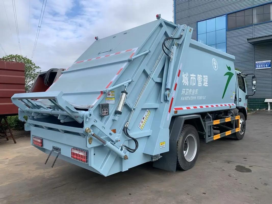 阿拉善盟東風16方環(huán)衛(wèi)壓縮垃圾車批發(fā)價