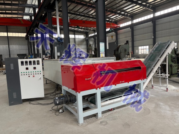 內(nèi)蒙古通遼光伏板拆解回收設(shè)備