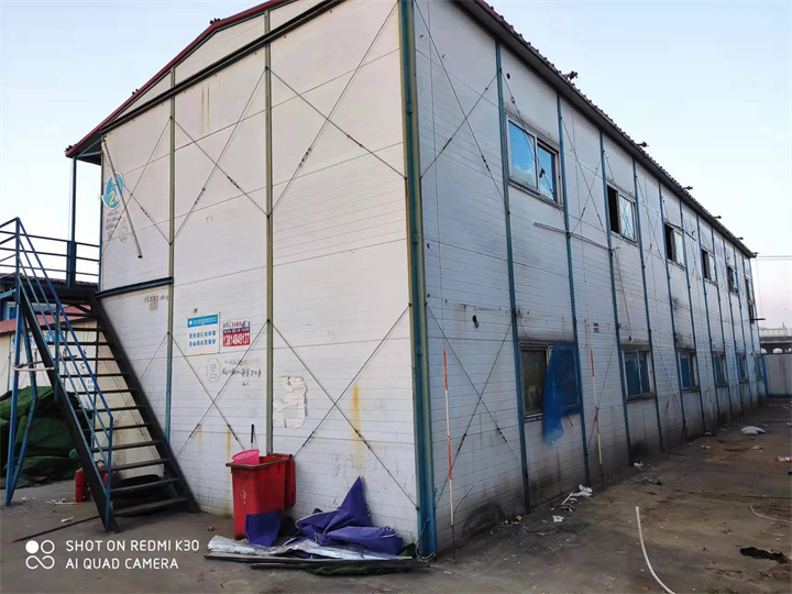 東莞鋼結(jié)構(gòu)廠房回收舊板房拆除回收本地回收