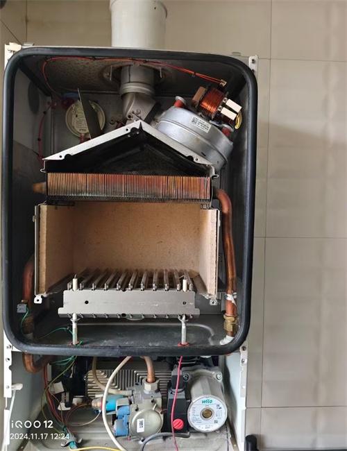 酷德魯茲壁掛爐維修電話24小時上門咨詢電話