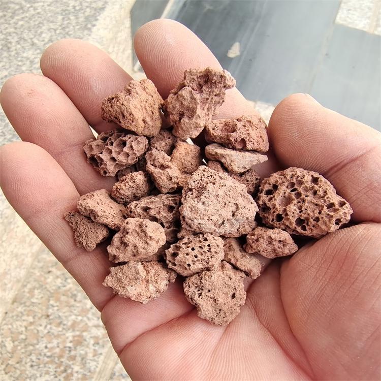 撫州園林造景用火山石水處理陶粒飼料級(jí)沸石哪里有賣