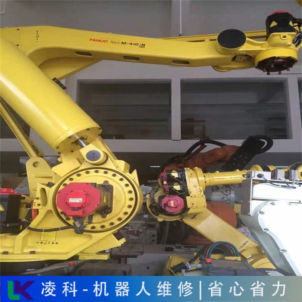 正信激光工業(yè)機(jī)器人控制柜LED全亮維修服務(wù)周到