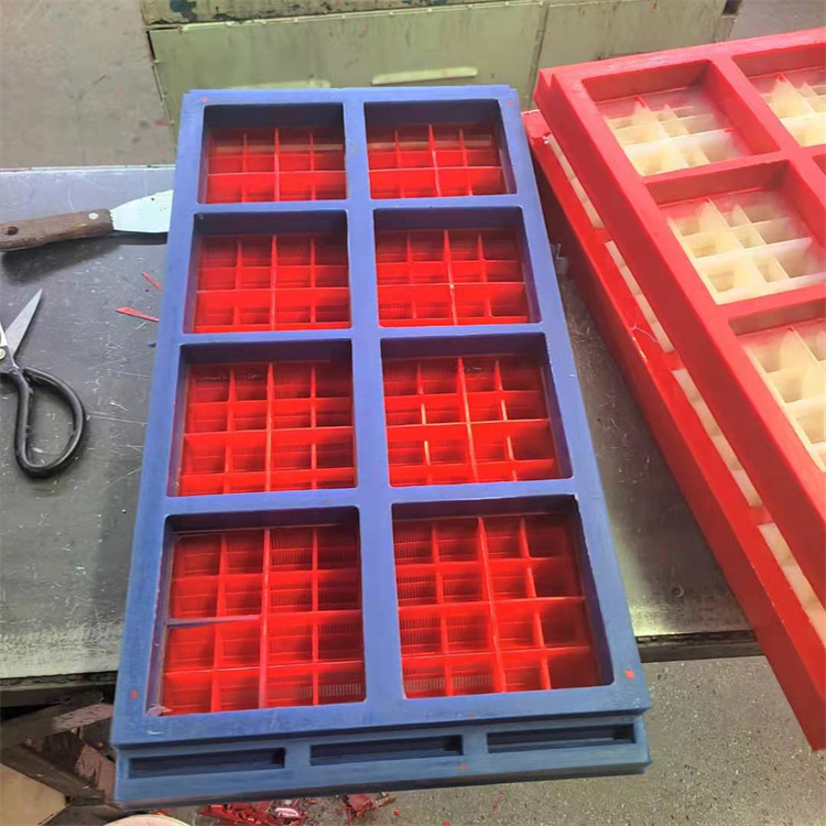 呂梁礦用聚氨酯篩網(wǎng)-振動(dòng)大小孔礦石分篩廠家