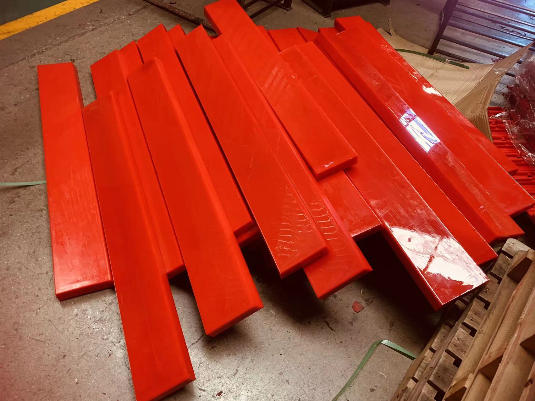 大同卡槽軌道-脫水篩底座定做廠家