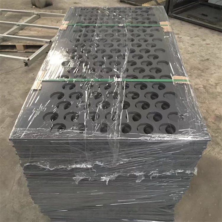 通化復(fù)合沖孔篩板-包邊交錯(cuò)沖壓篩板批發(fā)廠家