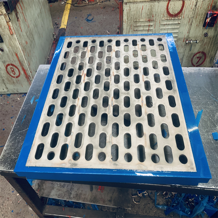 大興安嶺聚氨酯骨架沖孔篩板-包邊沖壓篩板價格