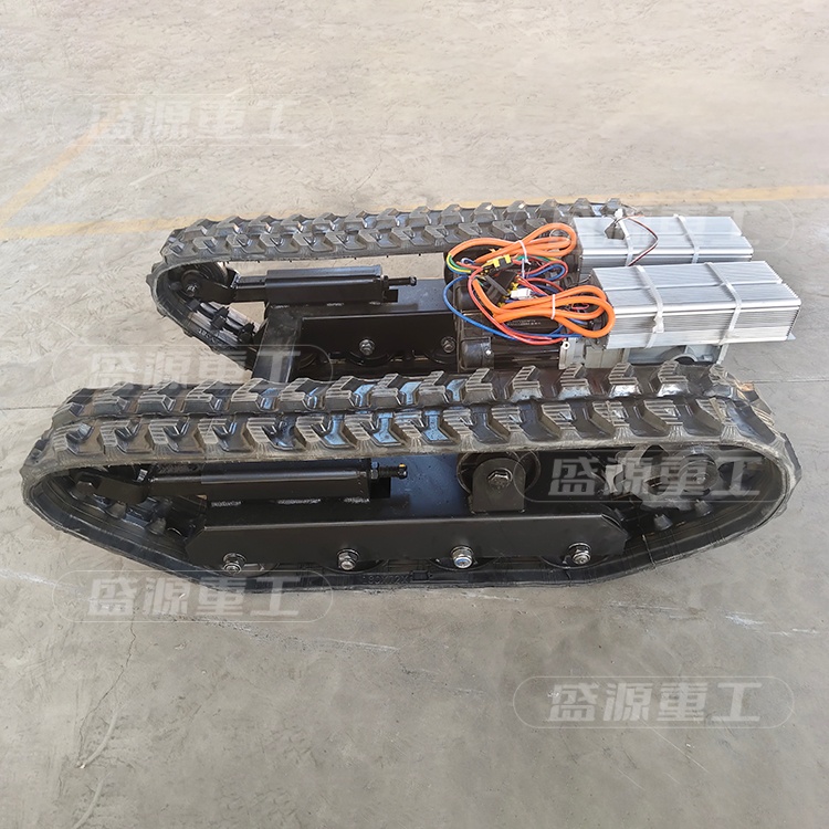 履帶底盤(pán)廠(chǎng)家百奇濰坊橡膠履帶生產(chǎn)廠(chǎng)家