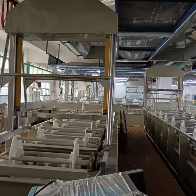 深圳光明區(qū)整套電鍍設(shè)備回收,電鍍生產(chǎn)線設(shè)備