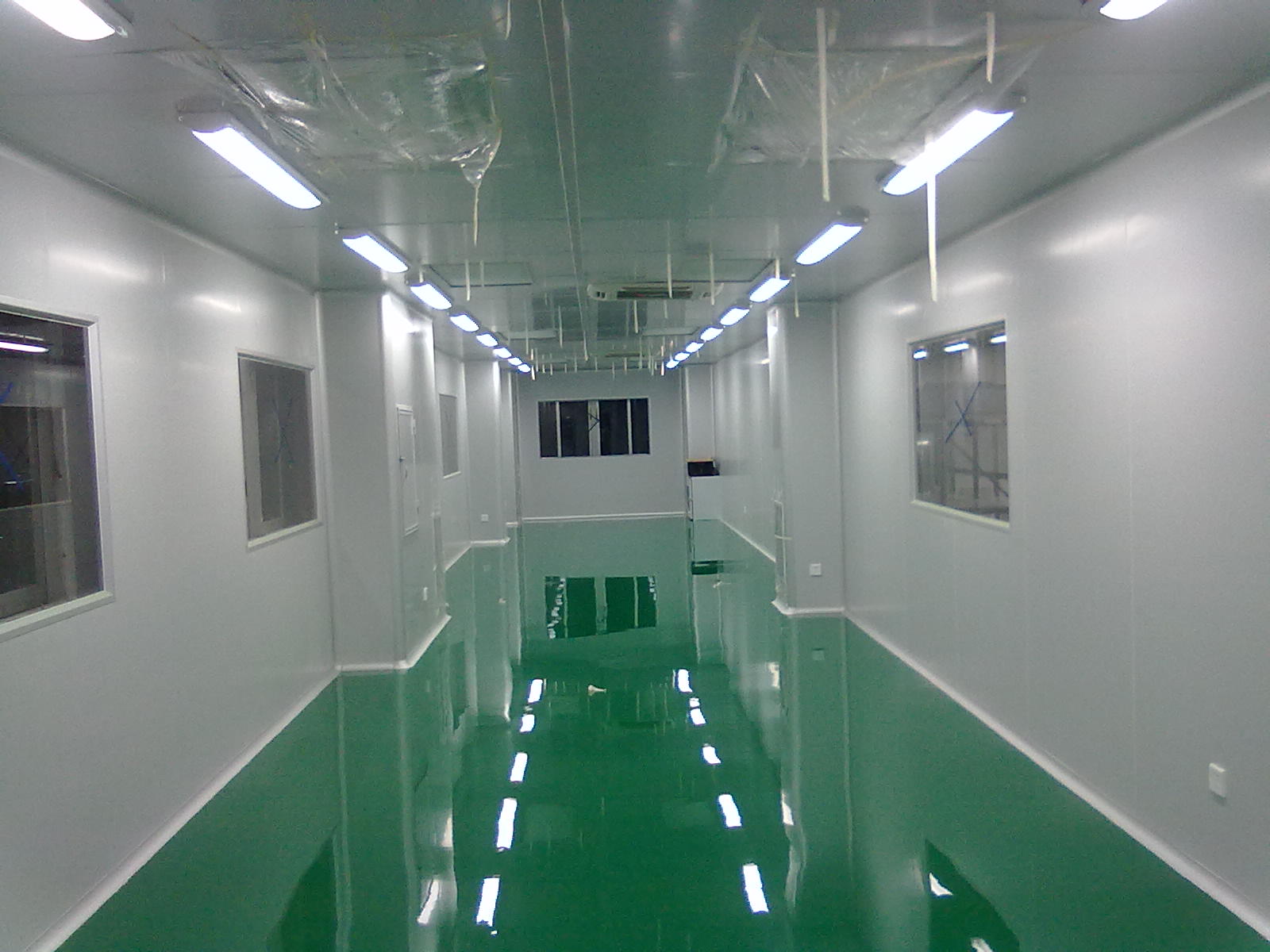 襄陽鋼結(jié)構(gòu)廠子拆除回收拆除凈化車間石膏板回收