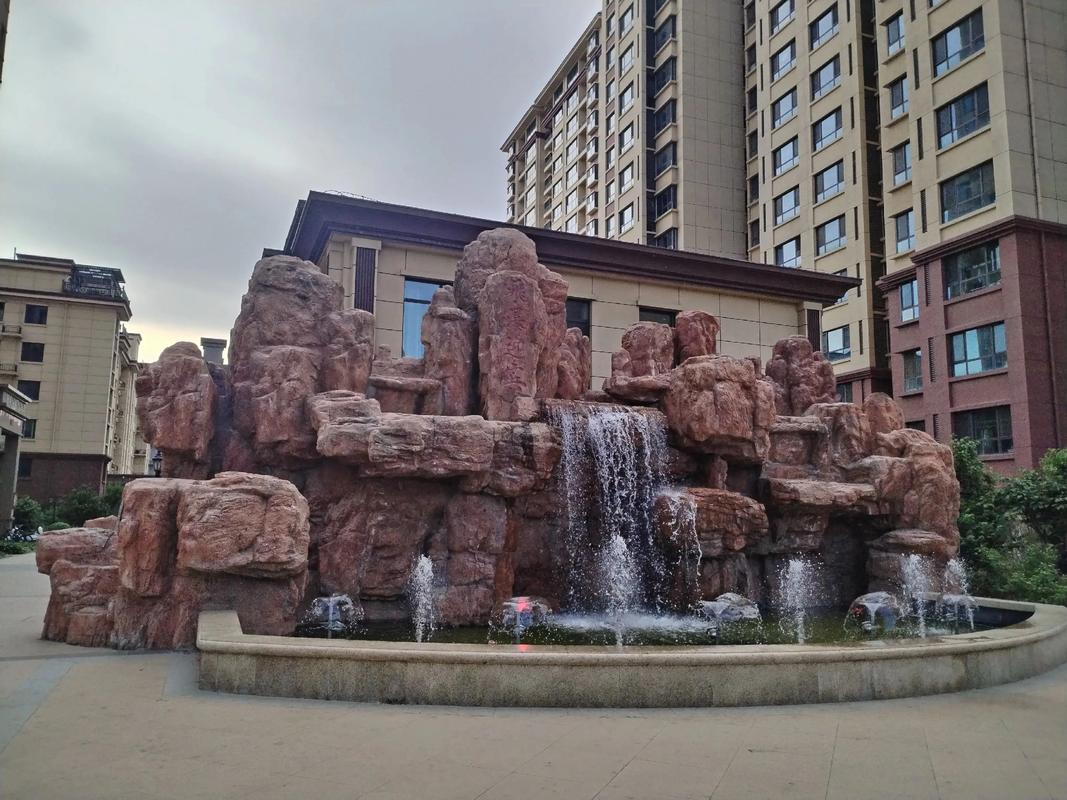 山東菏澤天然石假山 駁岸千層石假山