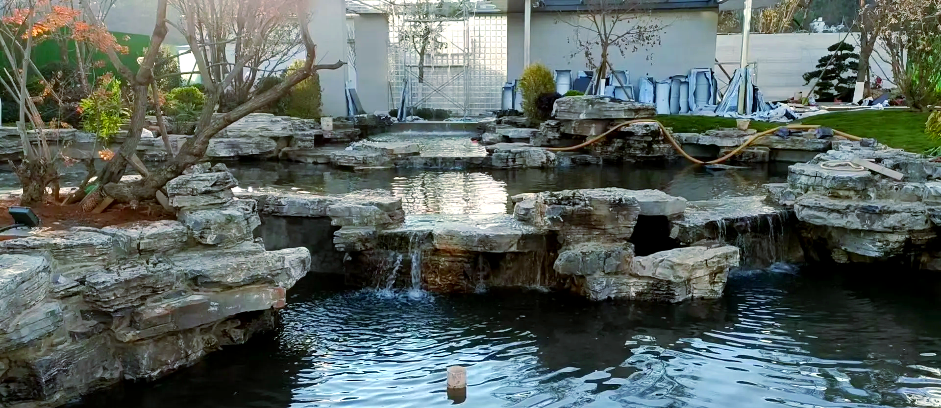 內(nèi)蒙古海拉爾公園假山駁岸 駁岸千層石假山