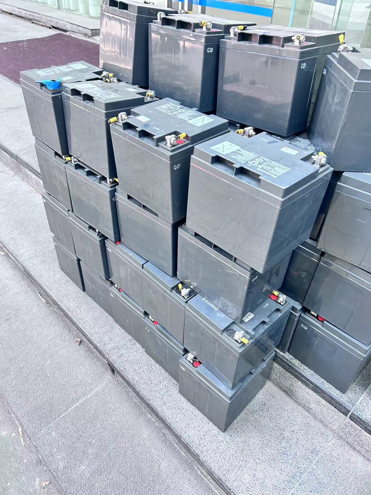 新塘鎮(zhèn)仙村動(dòng)力蓄電池回收免費(fèi)咨詢